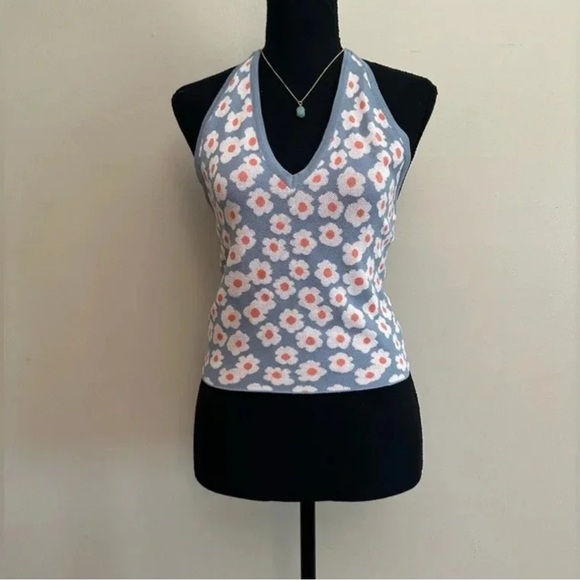 SUNLAND17 ~ Women’s lightweight knit halter crop top sweater size M - Picture 5 of 6